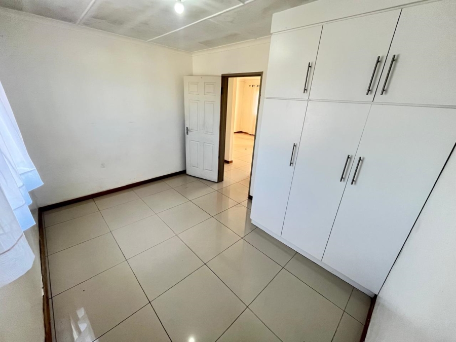 To Let 3 Bedroom Property for Rent in Braelyn Eastern Cape